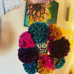 💕Handmade Pom Pom wreath💕